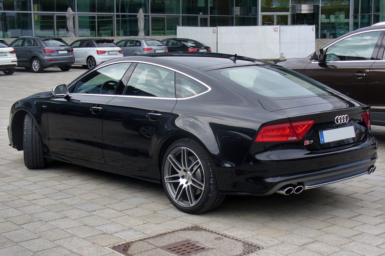 Audi S7 Sportback 4.0 TFSI quattro S tronic Heck.JPG